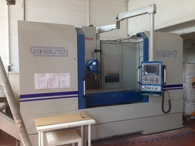 Vue de face de la machine KIHEUNG COMBI U7