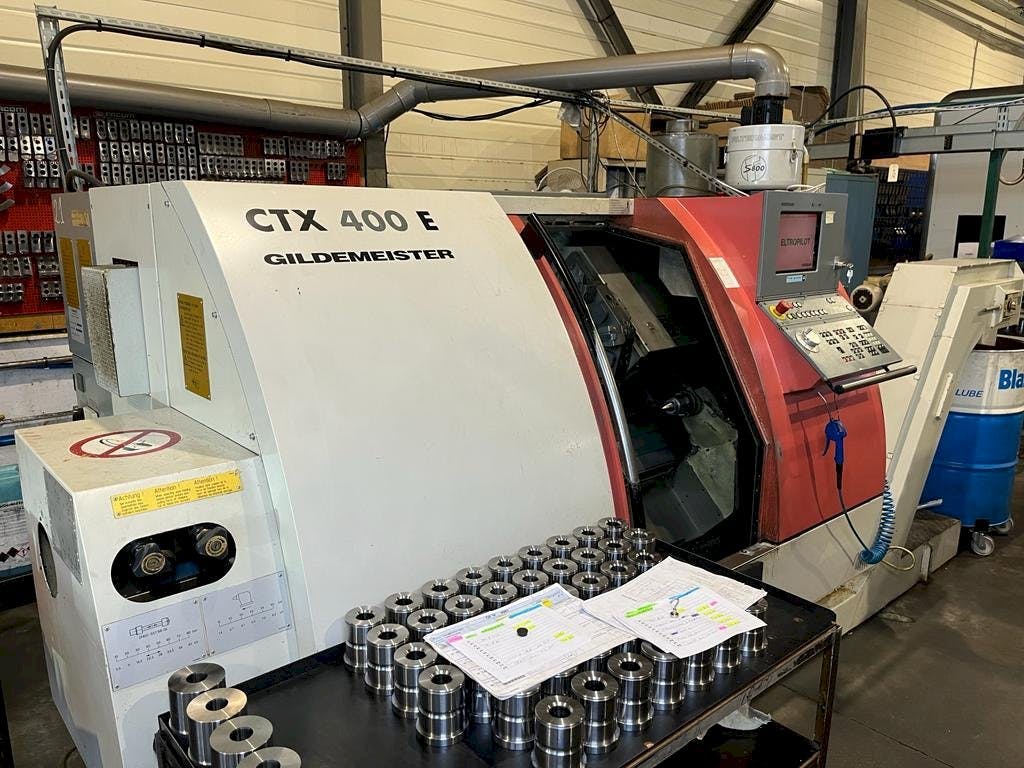 Vue de face de la machine Gildemeister CTX 400 E