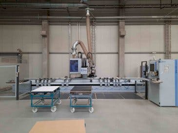 Vue de face de la machine HOMAG OPTIMAT BAZ222/60/K